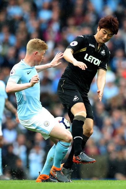 他在中场位 他在中场位